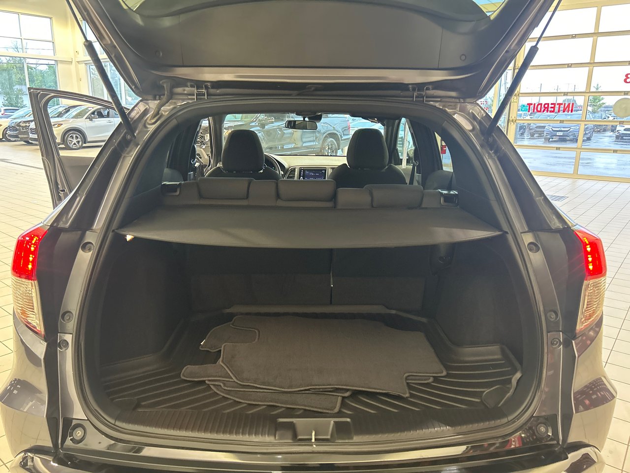 2019 Honda HR-V - Image 11