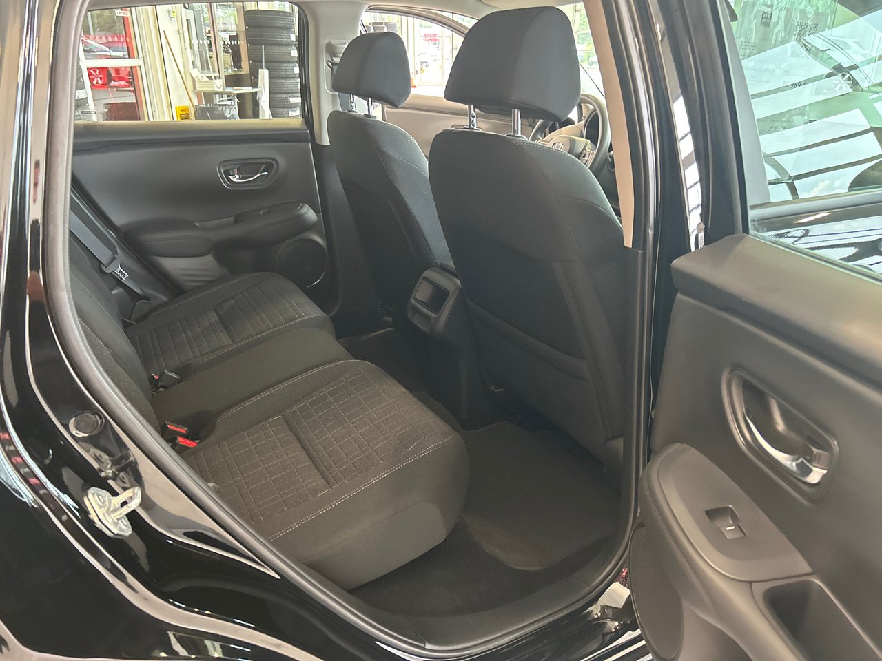 2025 Honda HR-V - Image 13