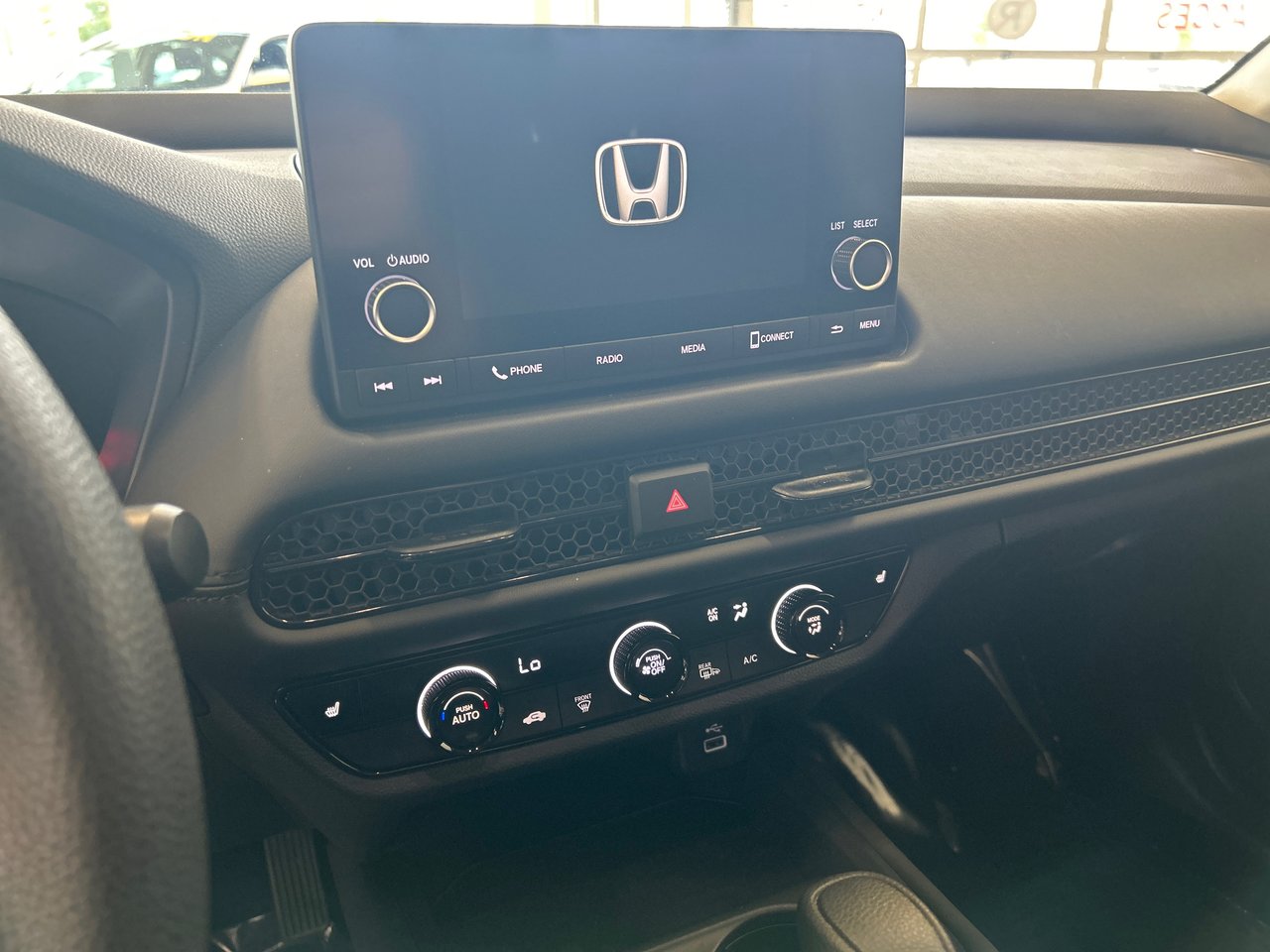 2025 Honda HR-V - Image 22
