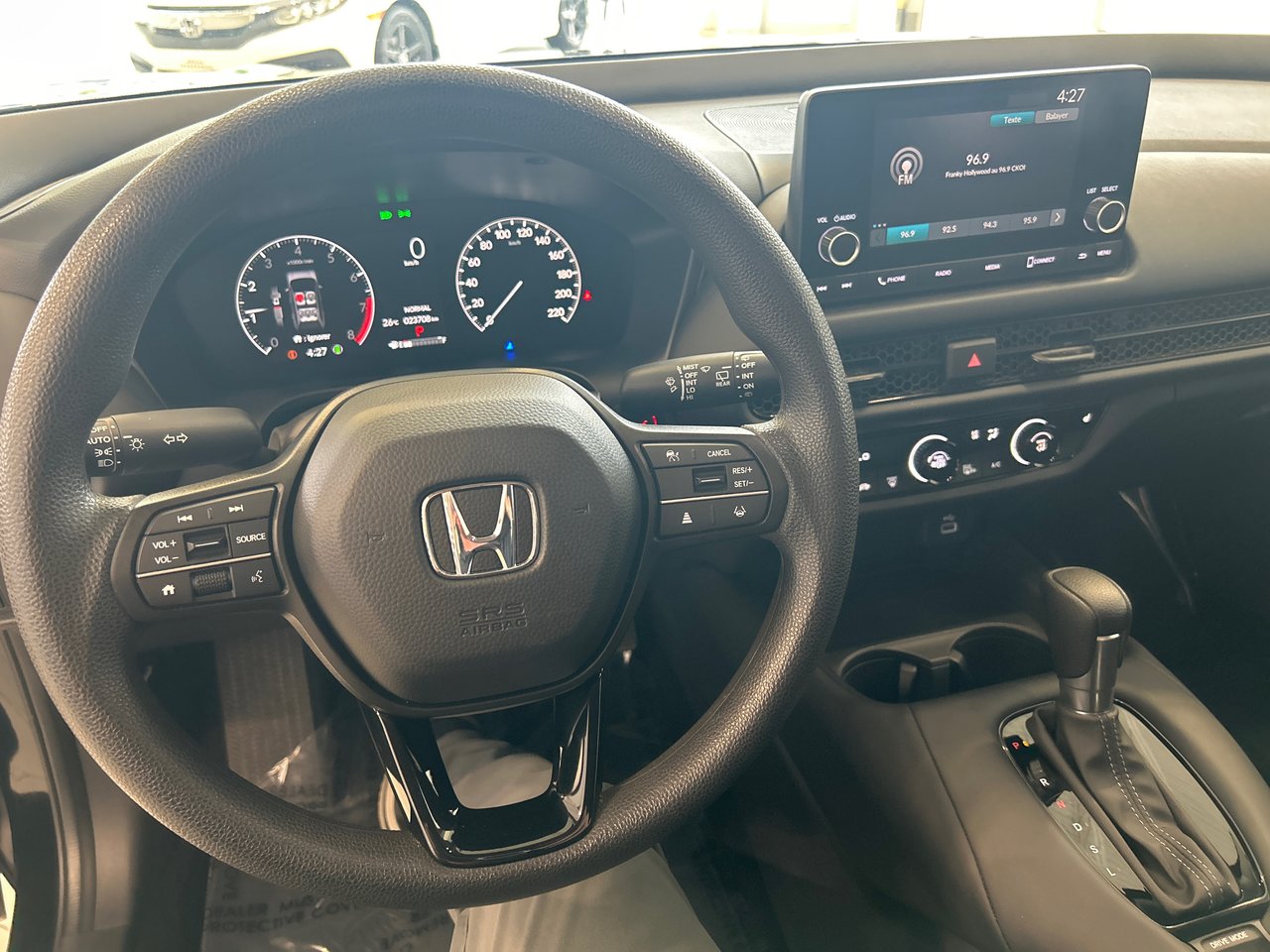 2025 Honda HR-V - Image 28