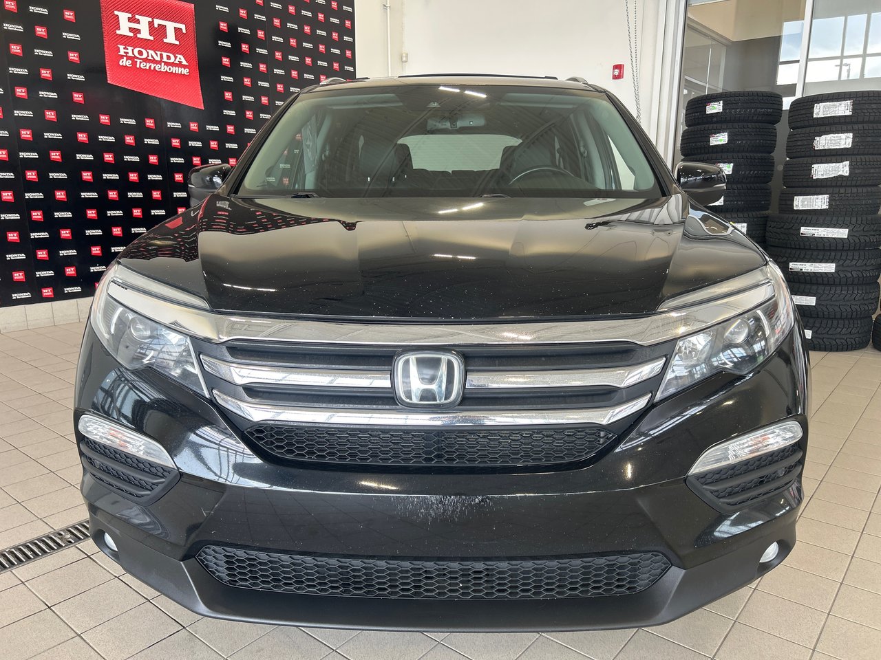 2017 Honda Pilot - Image 5