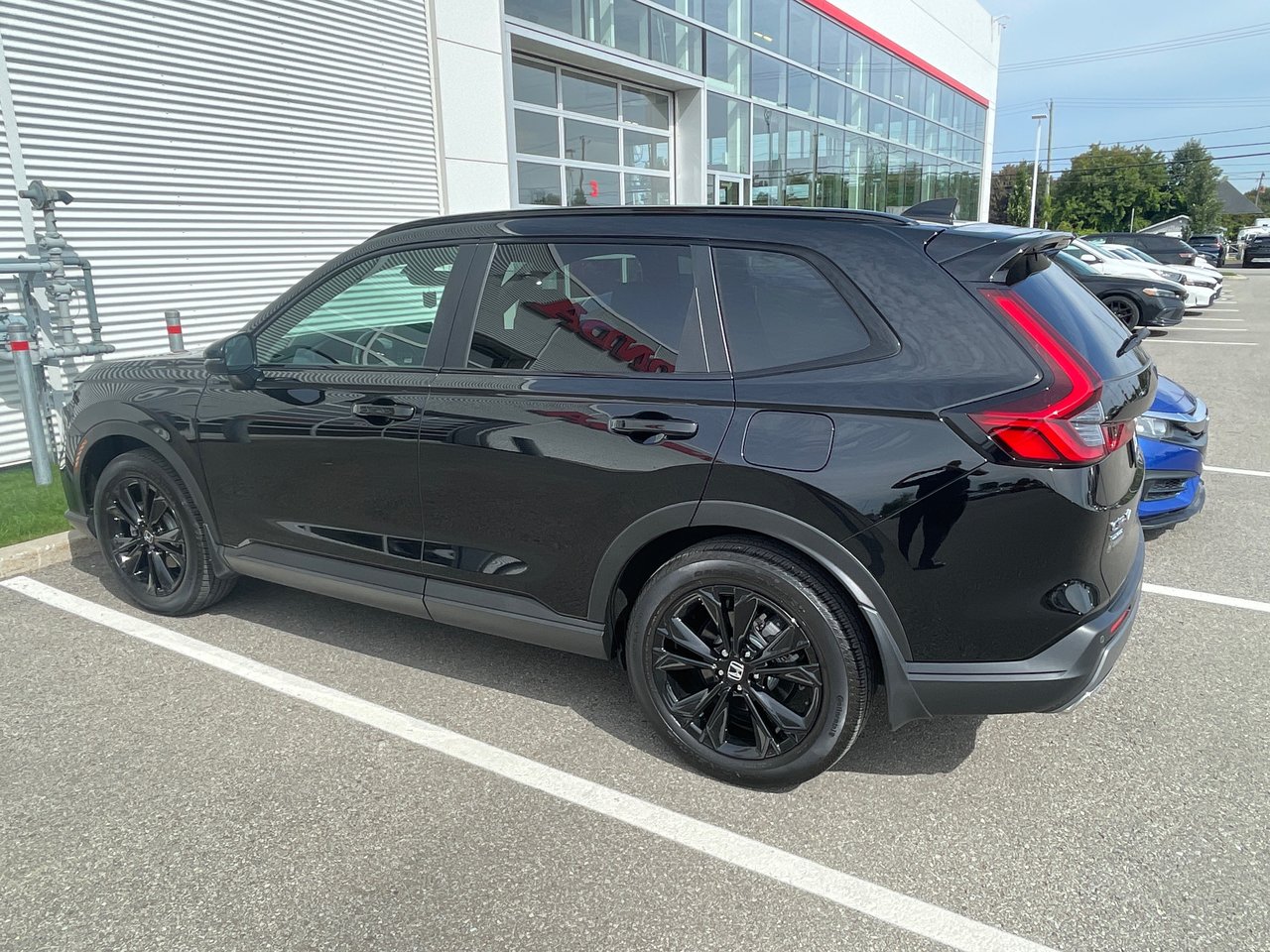 2026 Honda CR-V Hybrid - Image 3