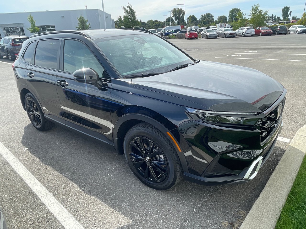 2026 Honda CR-V Hybrid - Image 4