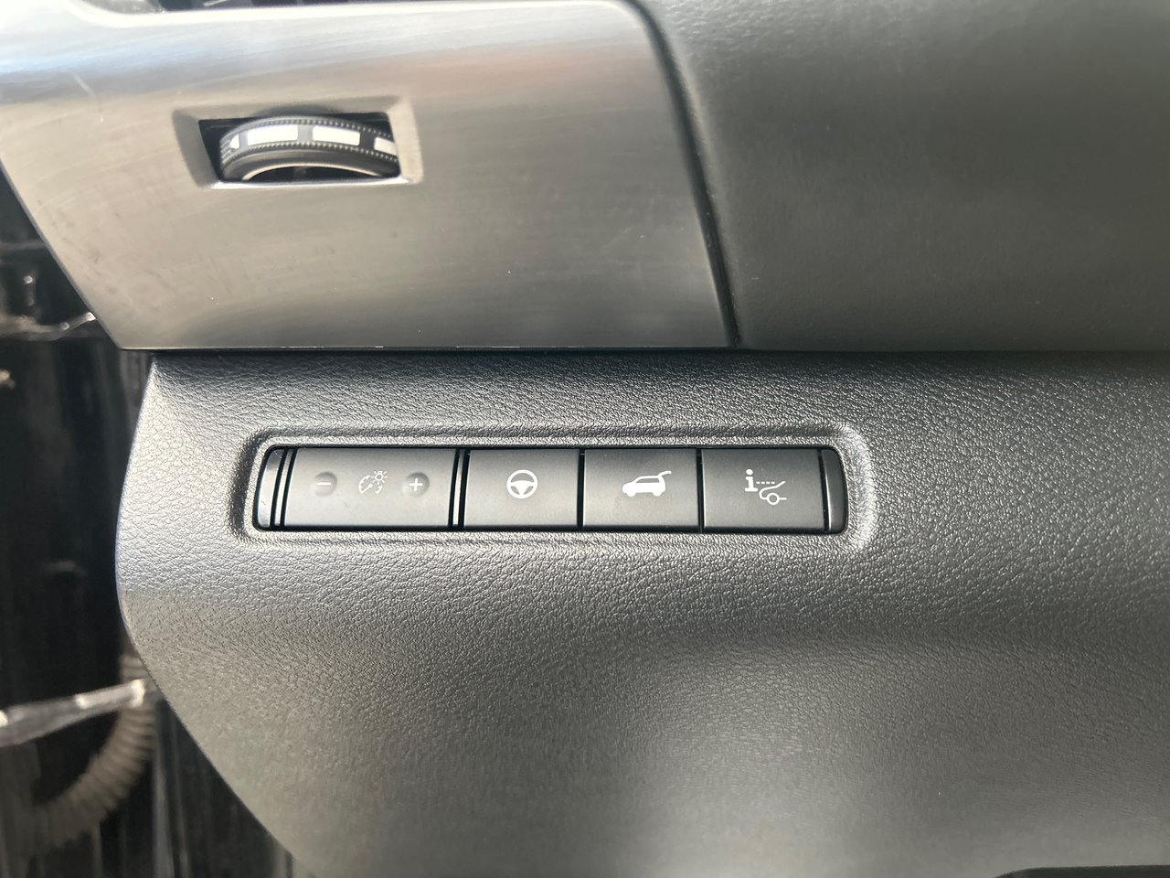 2022 Nissan Pathfinder - Image 26