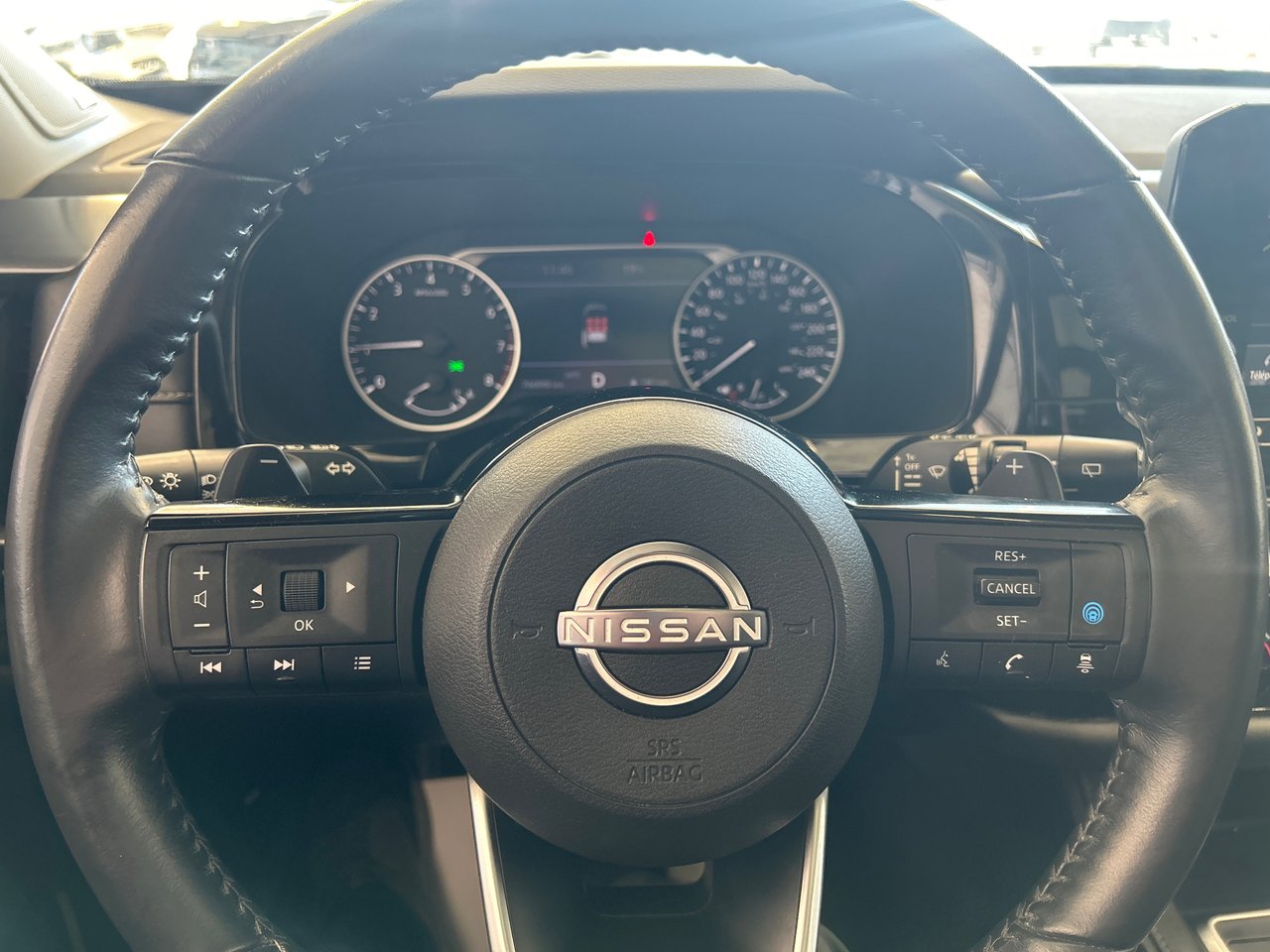 2022 Nissan Pathfinder - Image 33