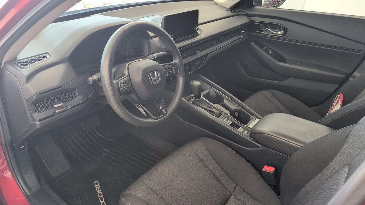 2023 Honda Accord Sedan - Image 12