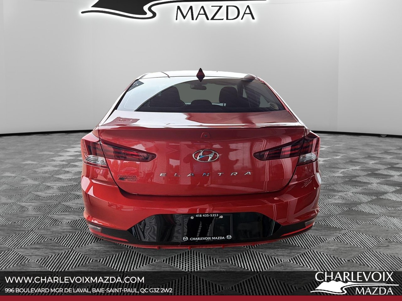 2019 Hyundai Elantra - Image 3