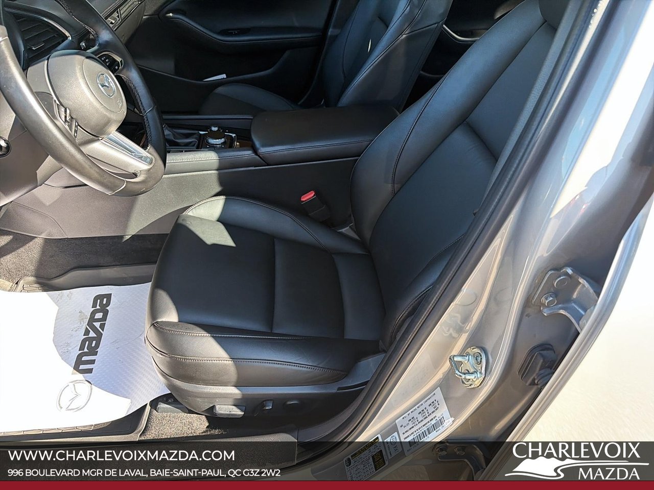 2025 Mazda Mazda3 - Image 9