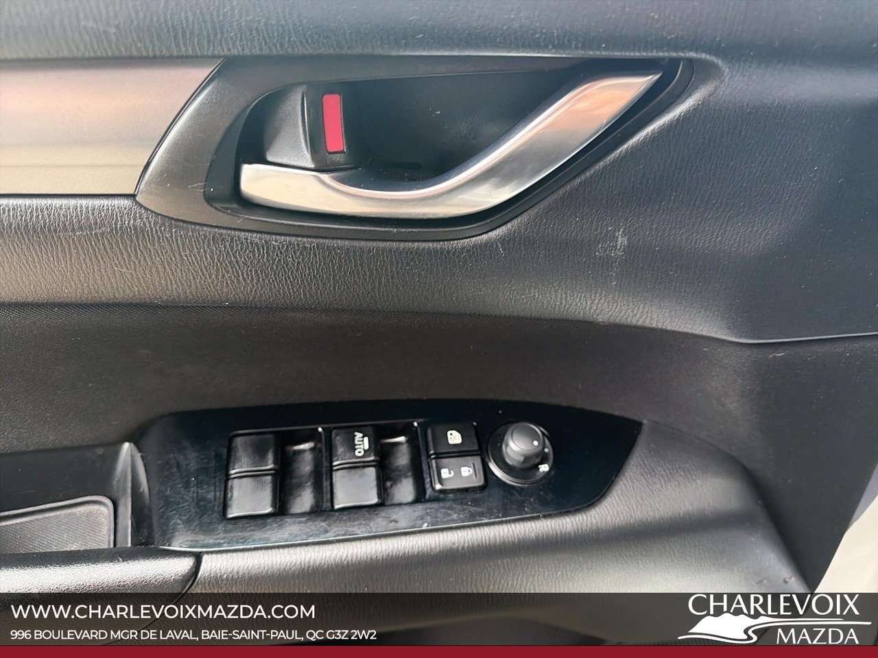 2017 Mazda CX-5 - Image 11