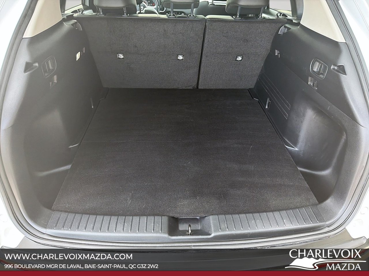 2024 Mazda CX-50 - Image 6