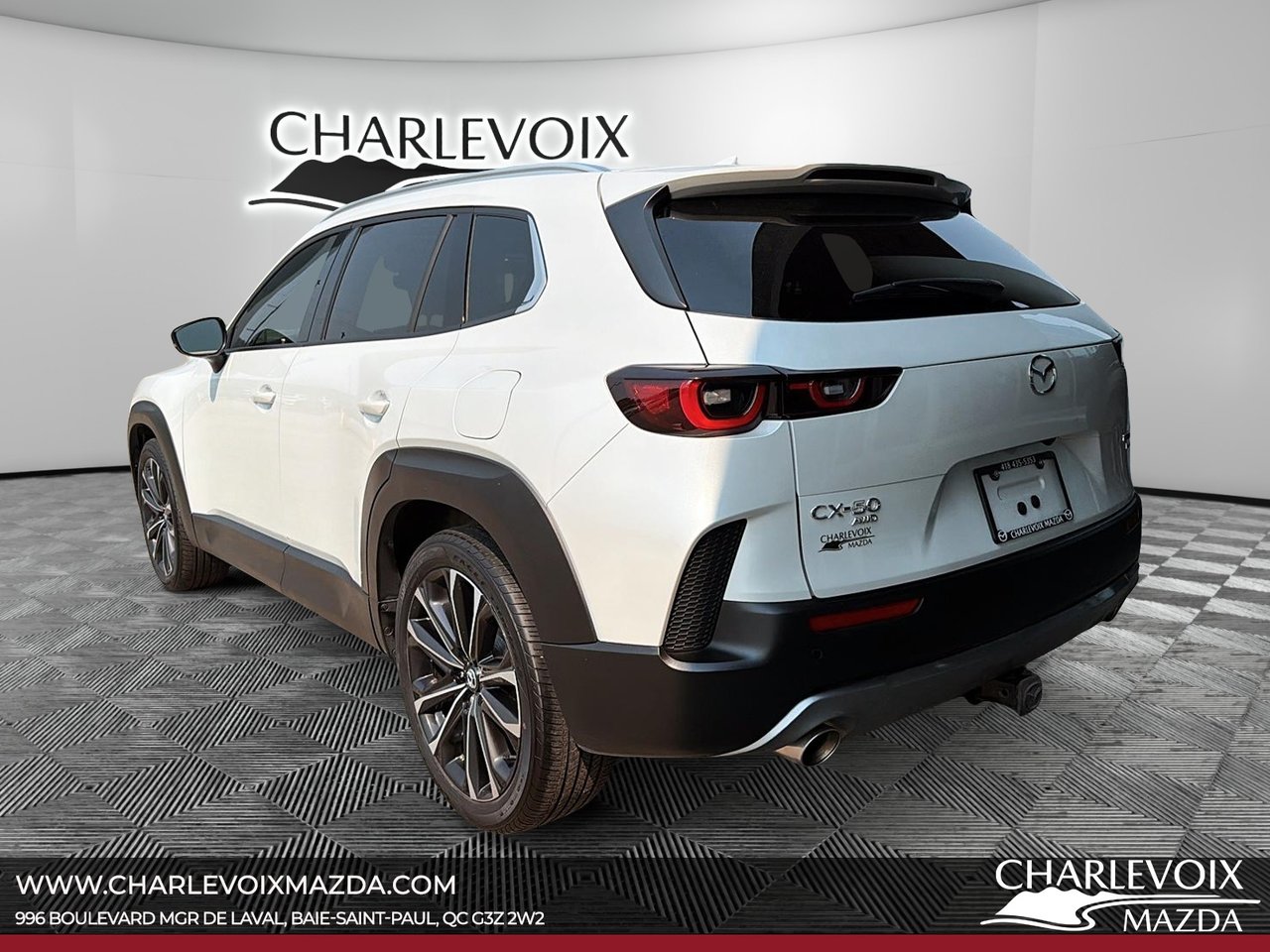 2024 Mazda CX-50 - Image 4