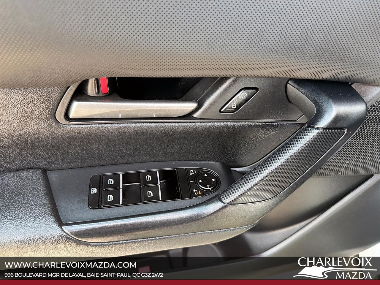 2023 Mazda CX-50 - Image 11