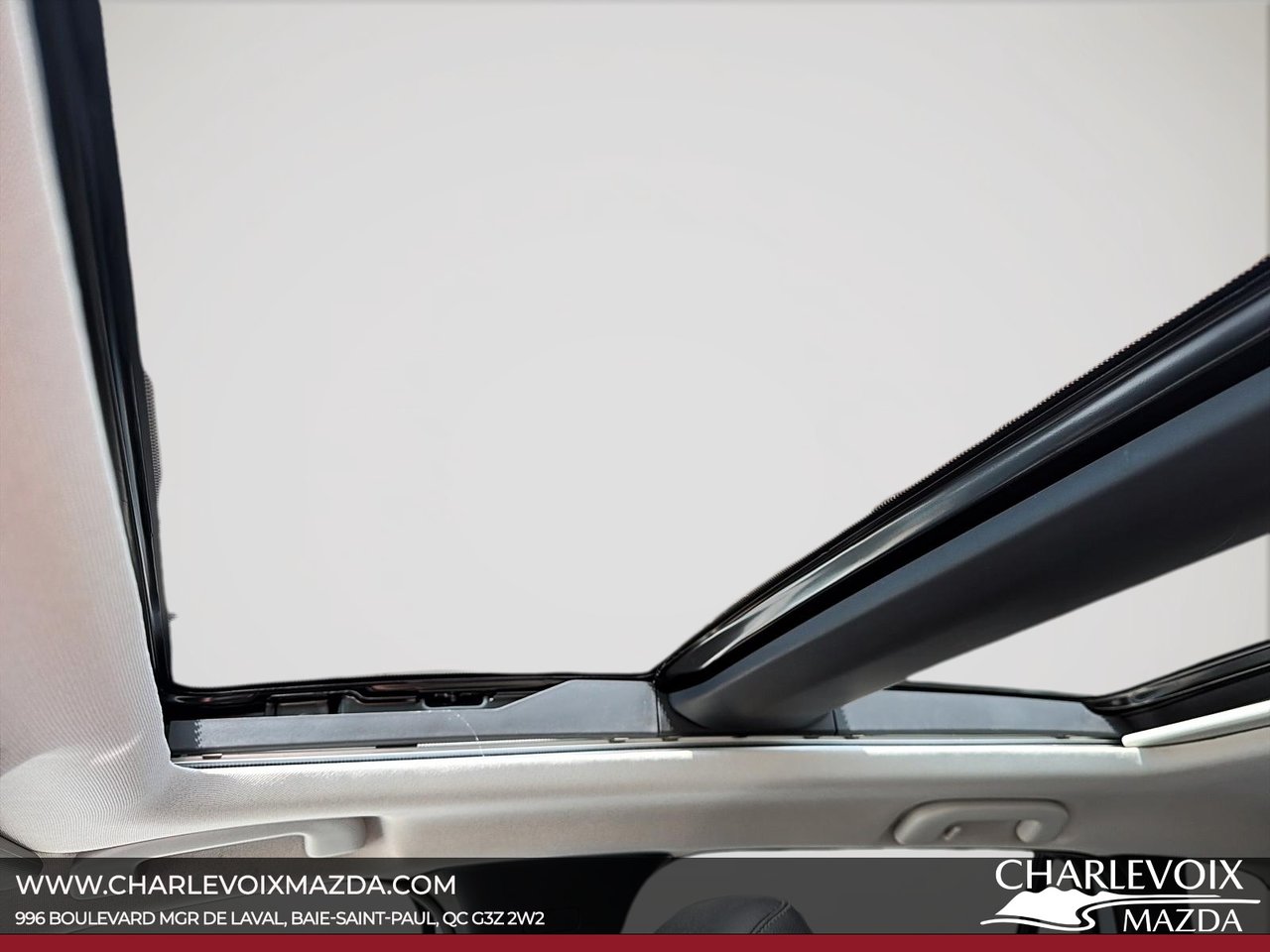 2023 Mazda CX-50 - Image 16
