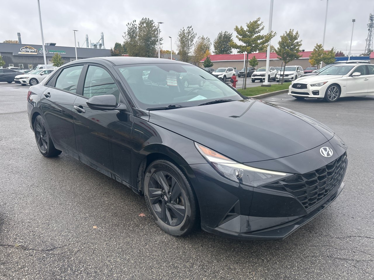 2023 Hyundai Elantra - Image 9