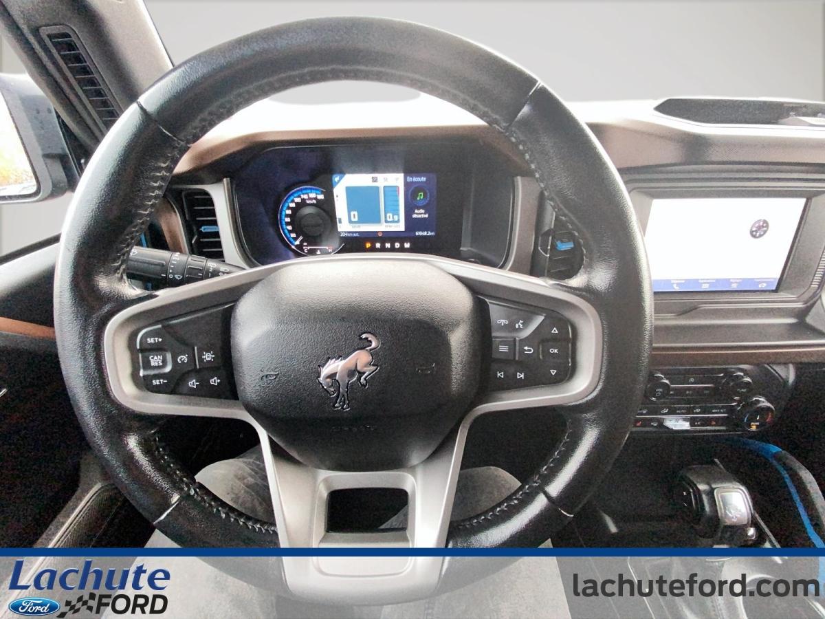 2022 Ford Bronco - Image 13