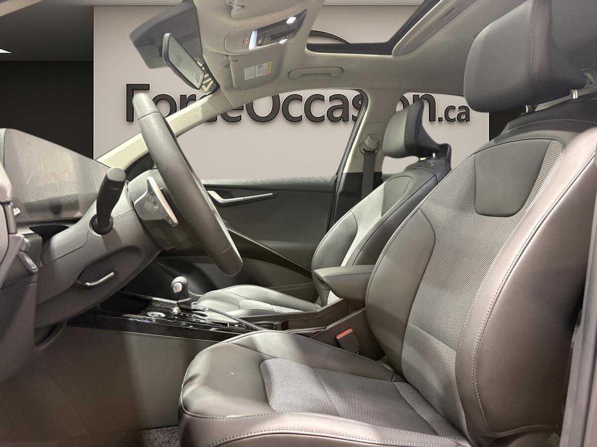 2025 Kia Niro HEV - Image 6