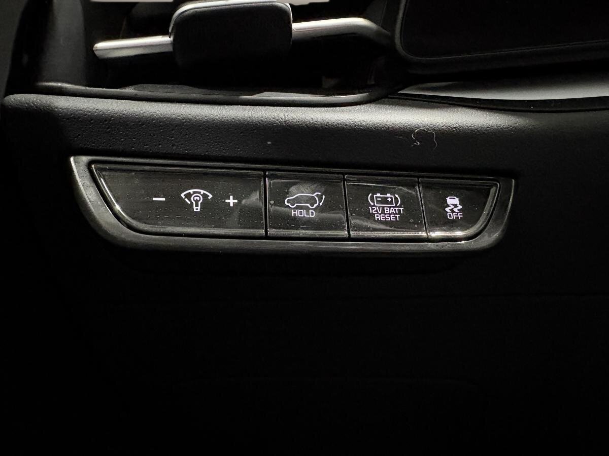 2025 Kia Niro HEV - Image 18