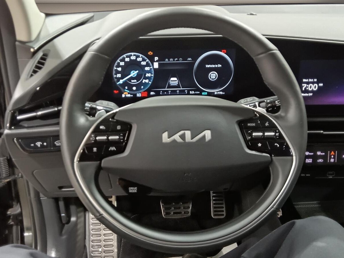 2024 Kia Niro - Image 12