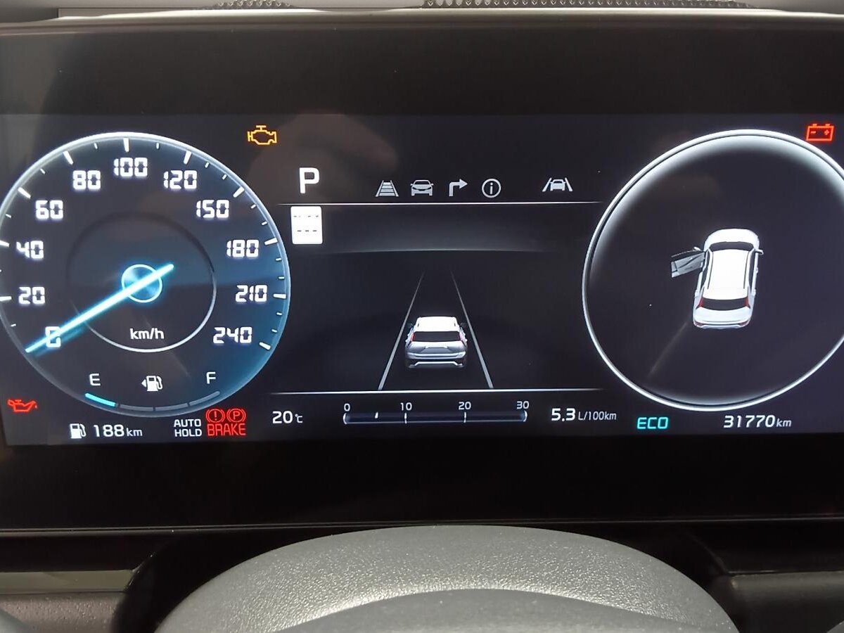 2024 Kia Niro - Image 16