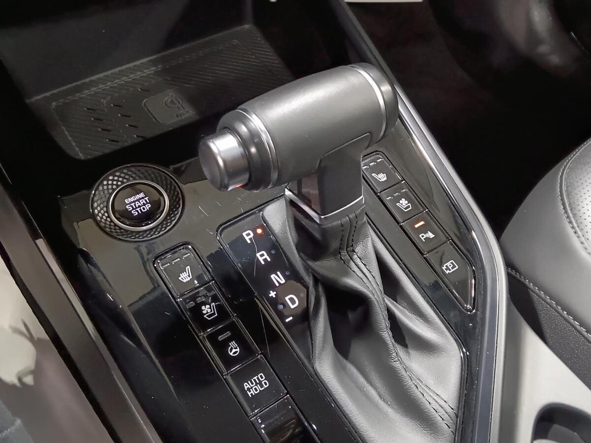 2024 Kia Niro - Image 19