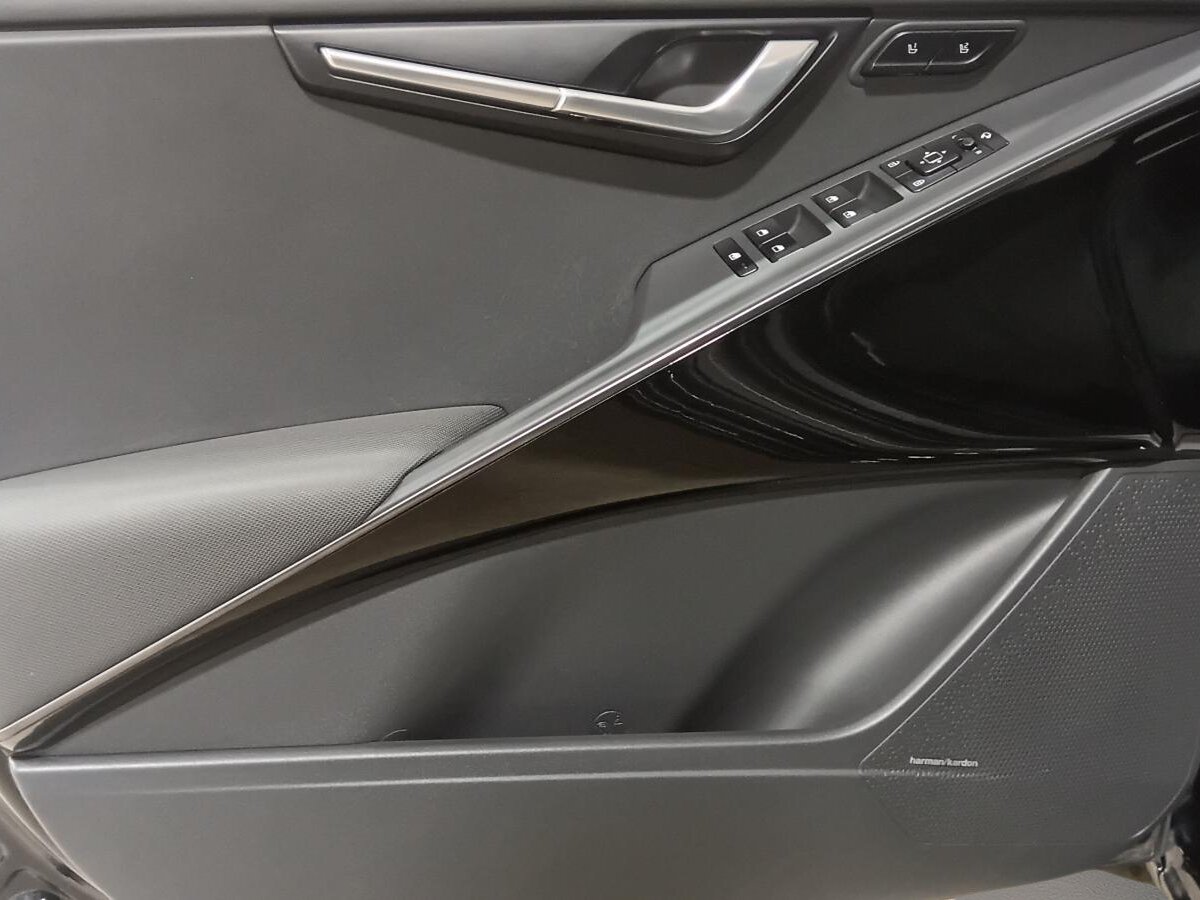 2024 Kia Niro - Image 29