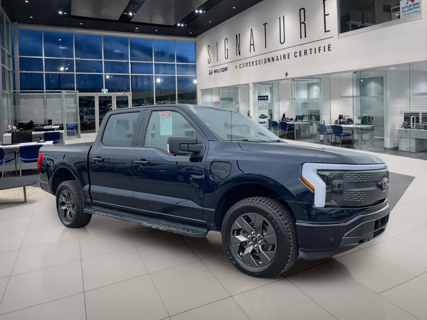 2023 Ford F-150 Lightning - Image 3