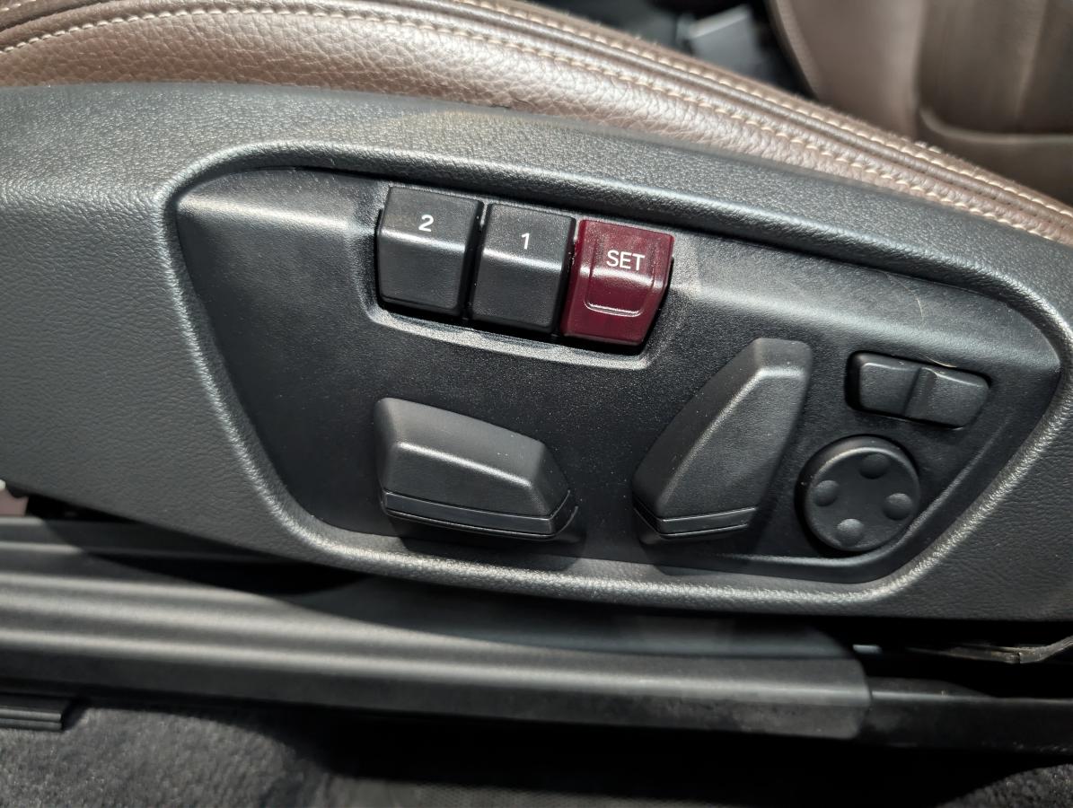 2018 BMW X1 - Image 25