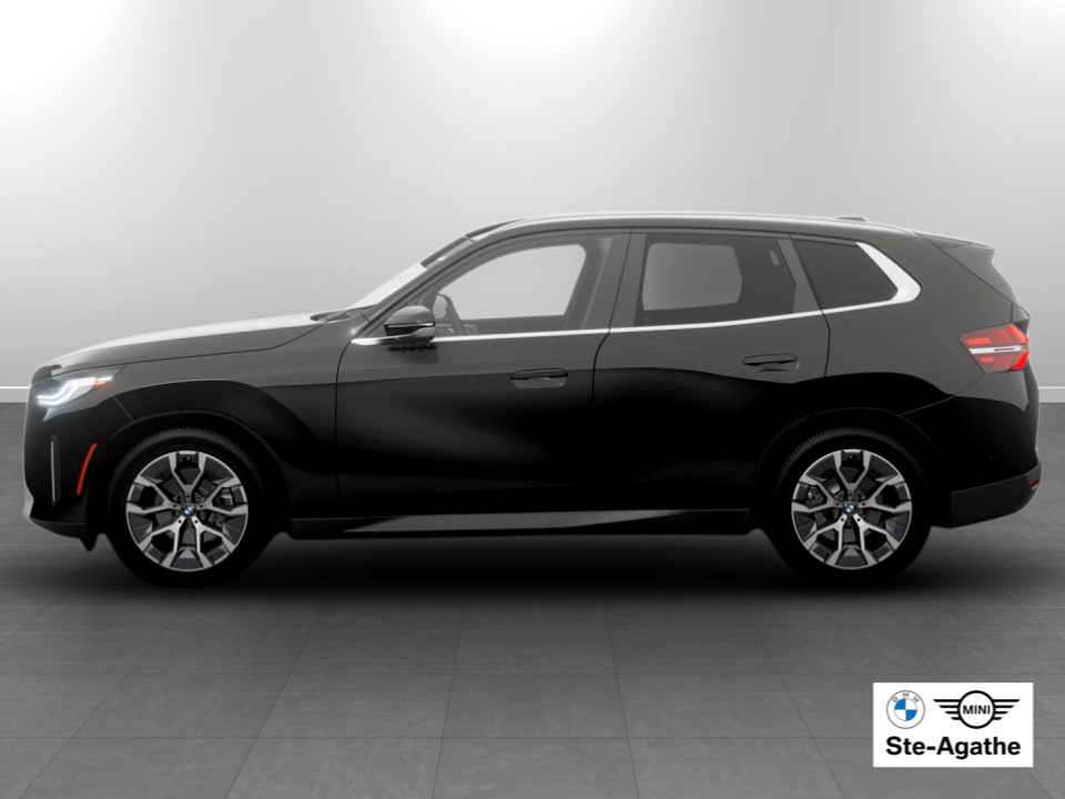 2026 BMW X3 - Image 4