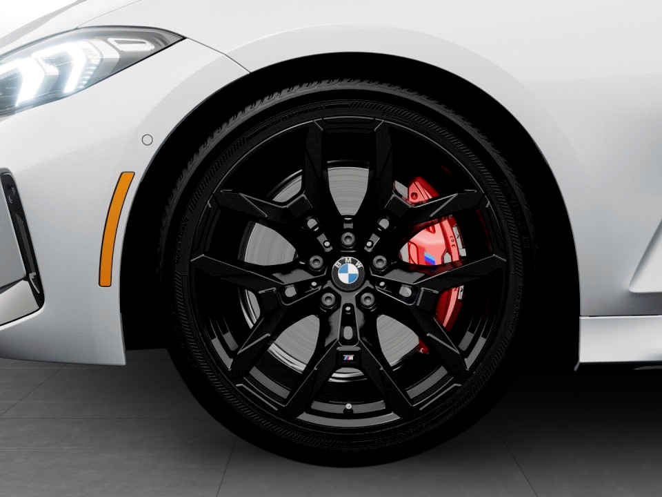 2026 BMW 3 Series - Image 2