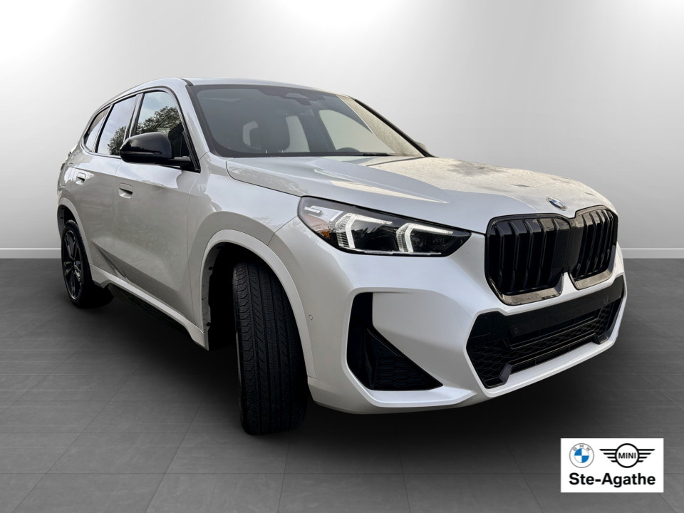 2025 BMW X1 - Image 16