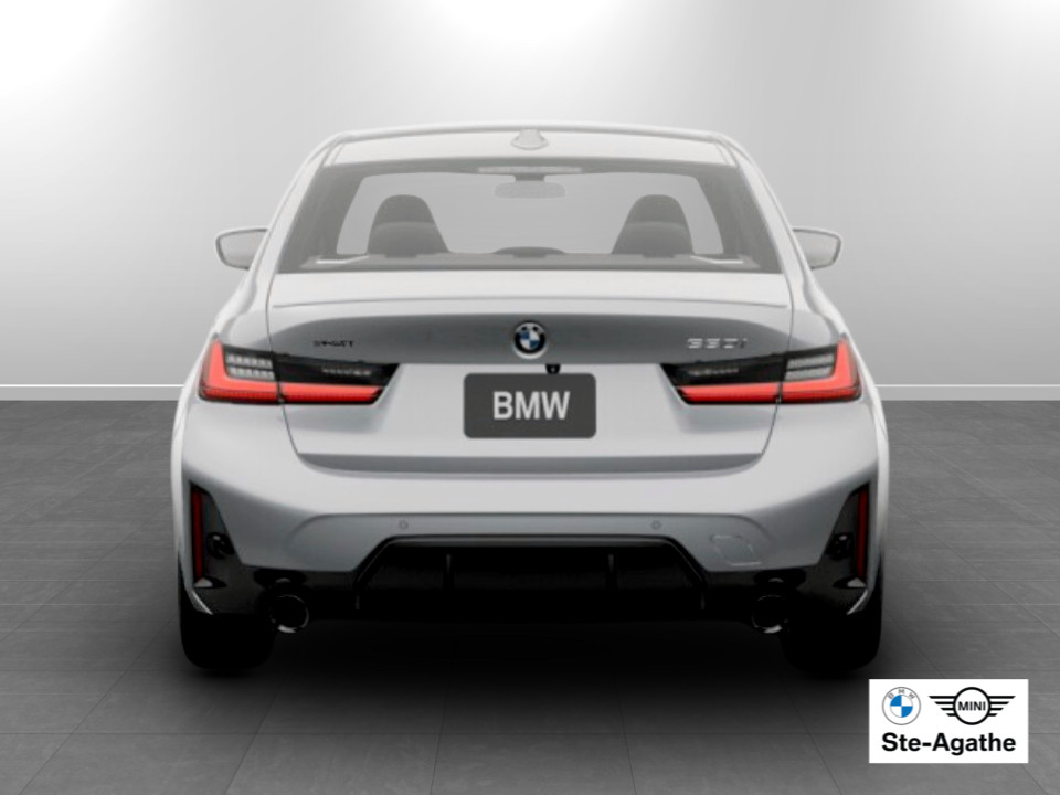 2026 BMW 3 Series - Image 5