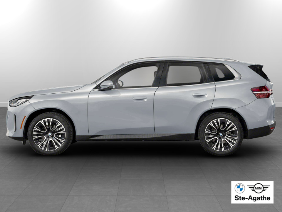 2026 BMW X3 - Image 3