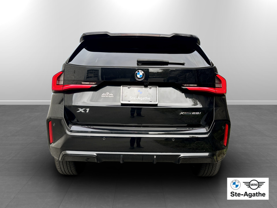 2024 BMW X1 - Image 5