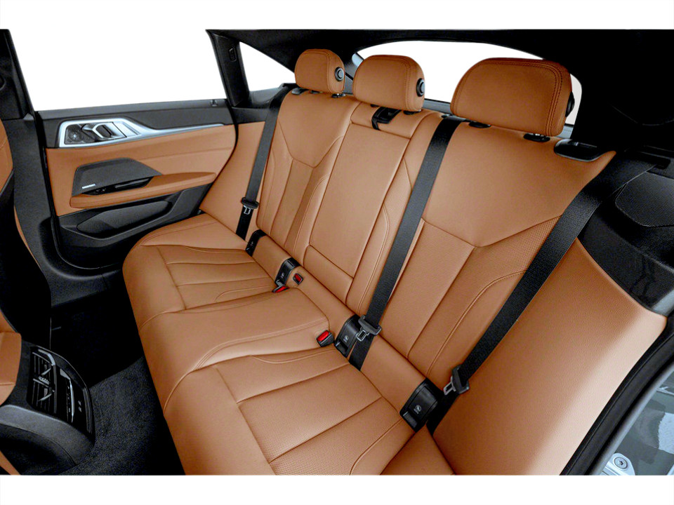 2026 BMW i4 - Image 8