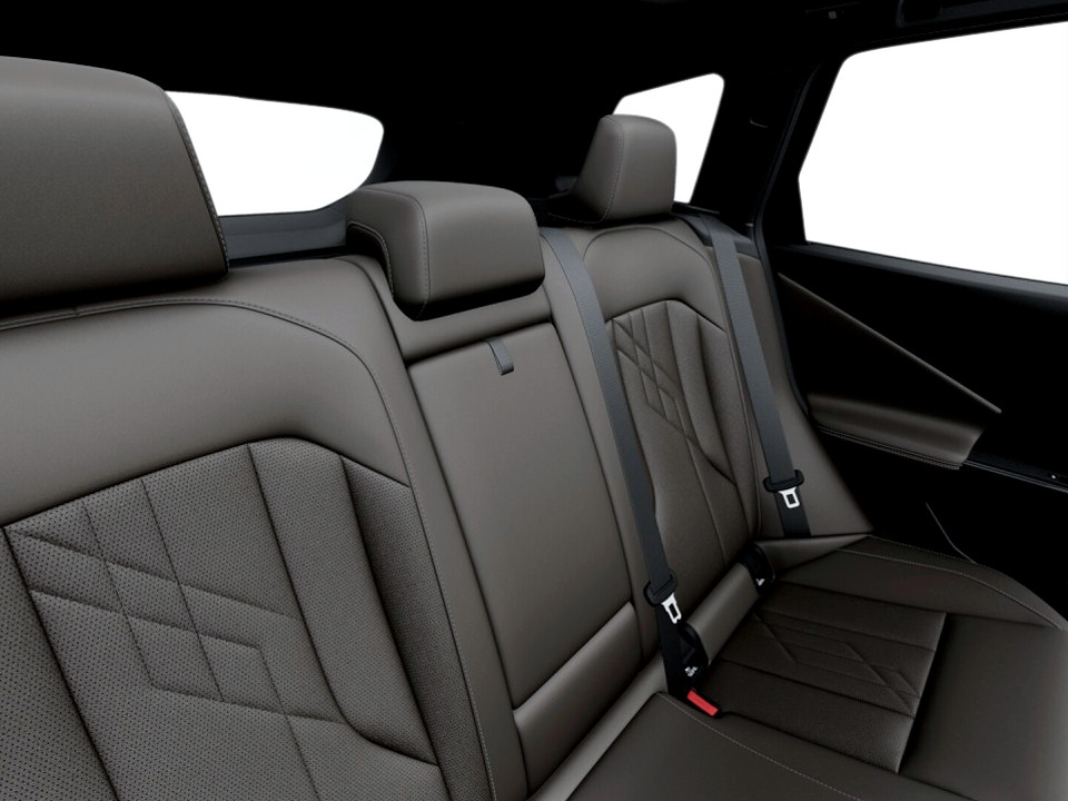 2026 BMW X3 - Image 12