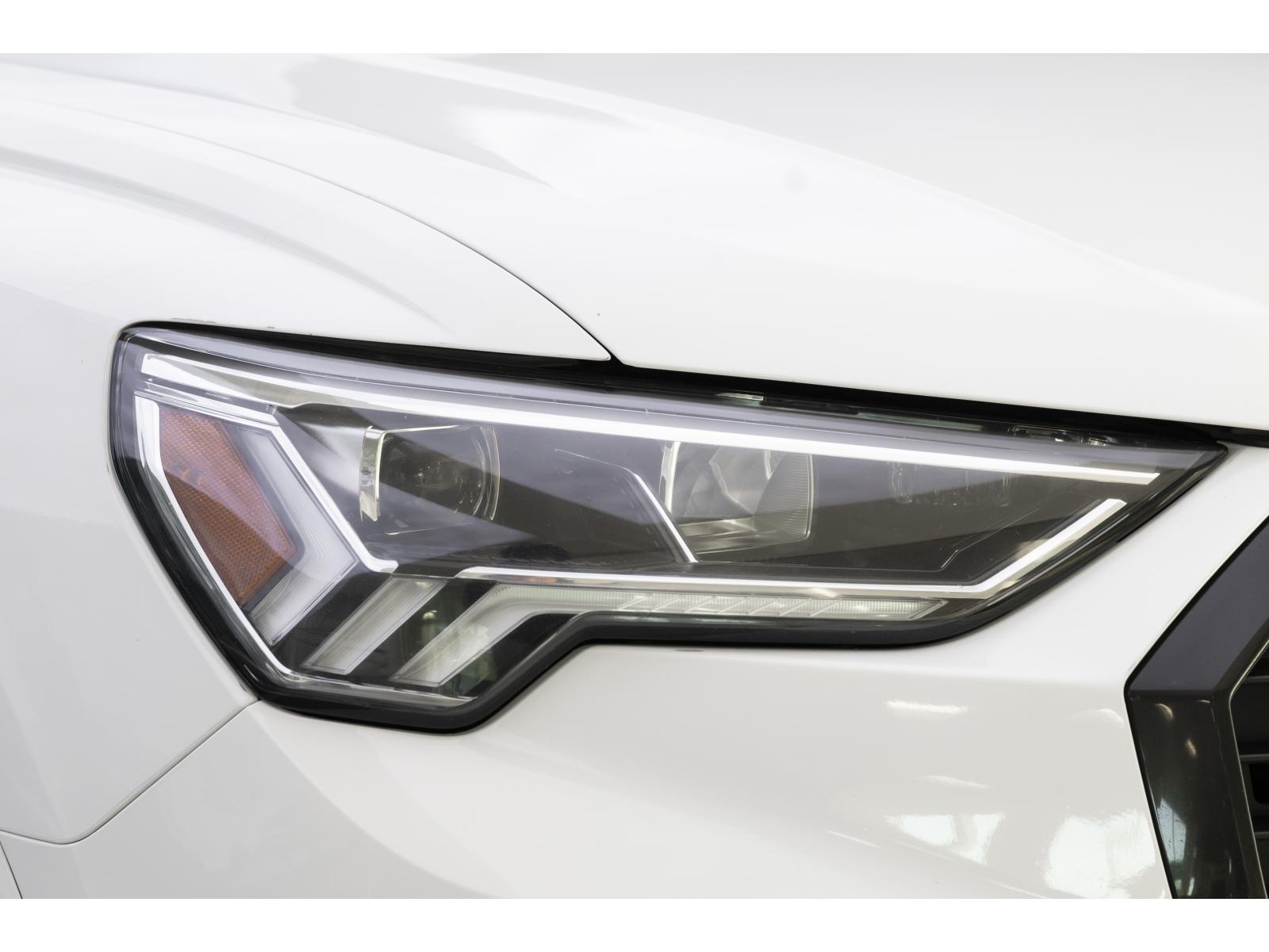 2023 Audi Q3 - Image 2