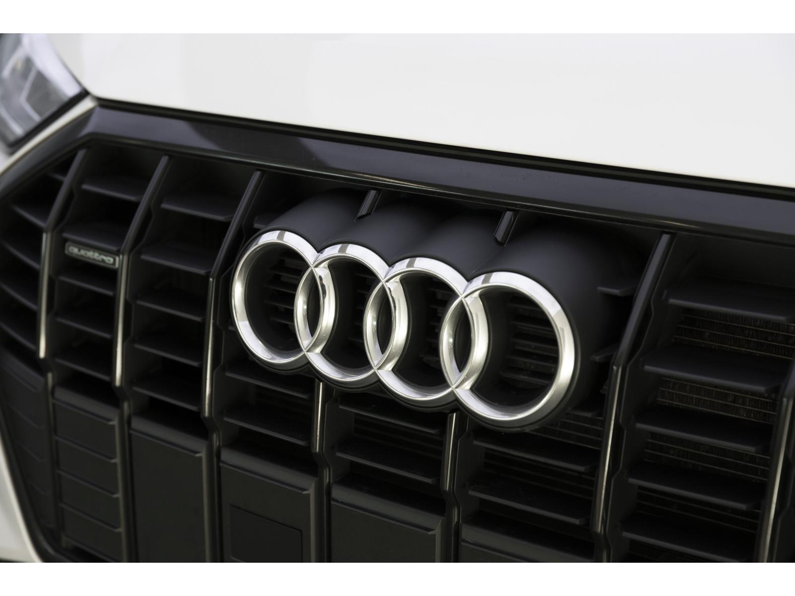 2023 Audi Q3 - Image 5