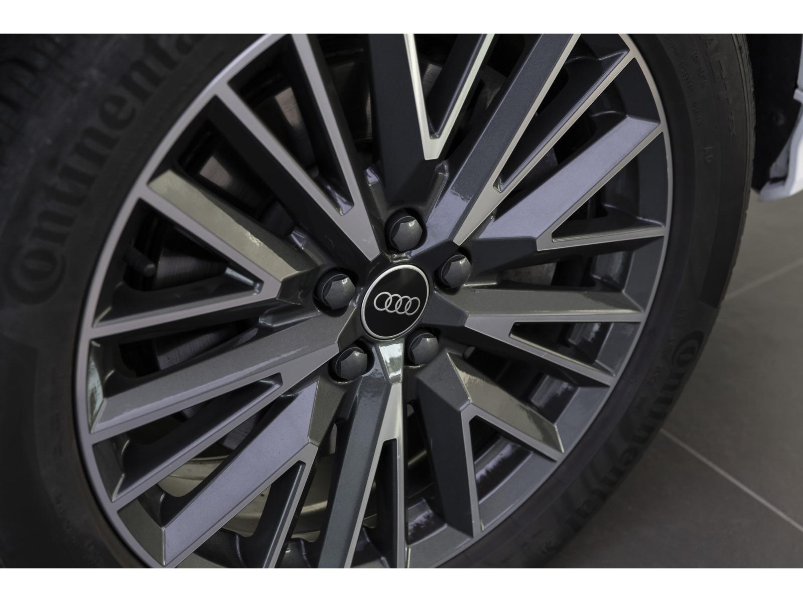 2023 Audi Q3 - Image 9