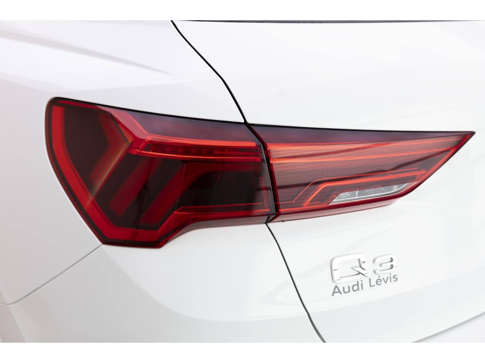 2023 Audi Q3 - Image 12