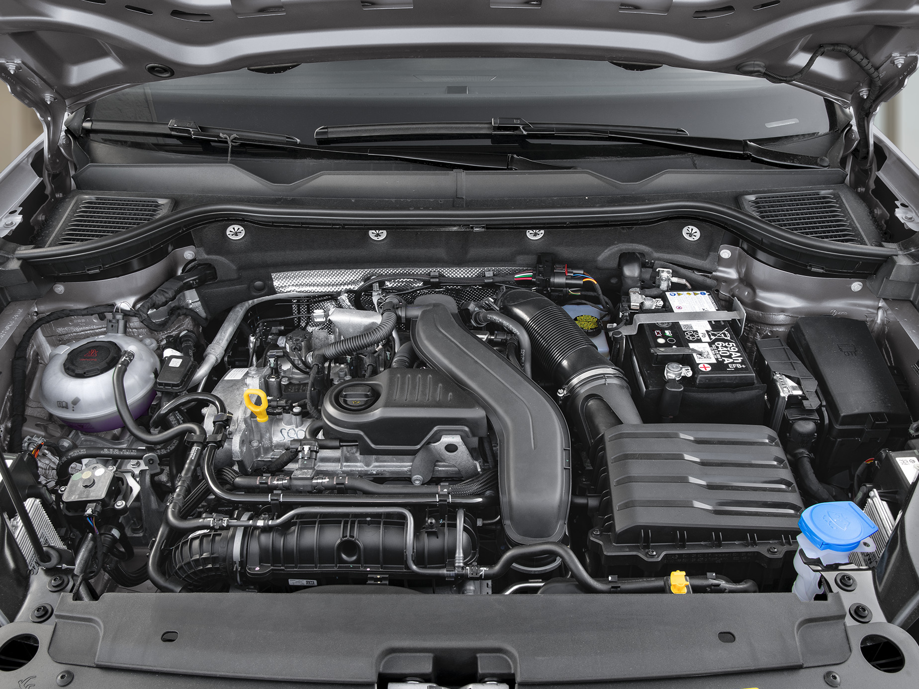 2027 Volkswagen Taos - Image 8