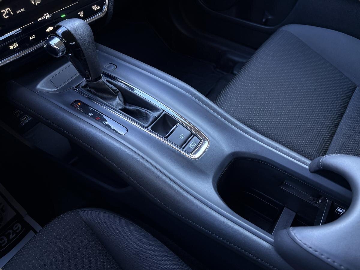 2020 Honda HR-V - Image 19