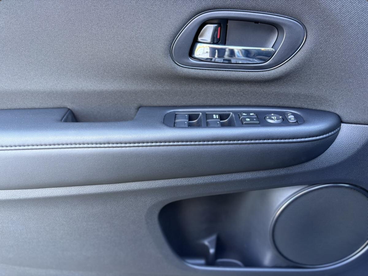 2020 Honda HR-V - Image 21