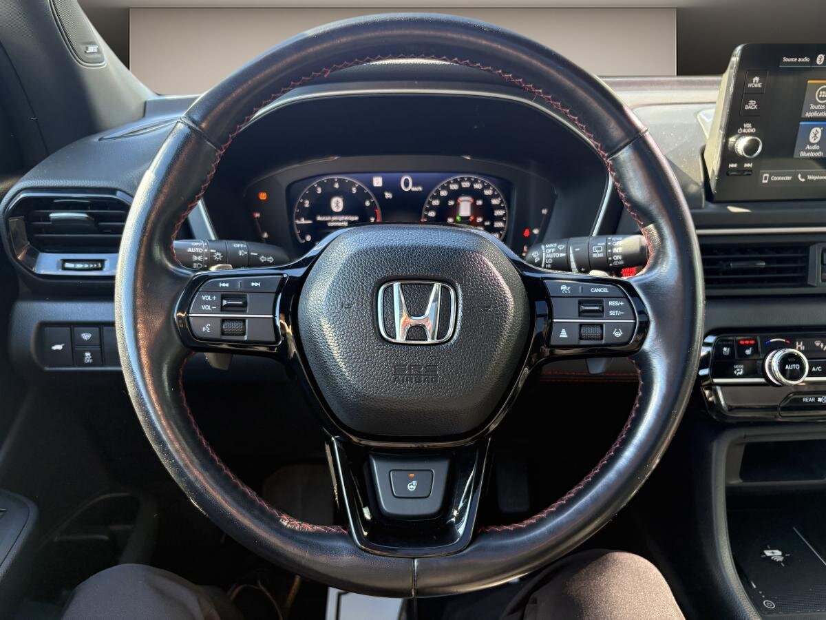 2023 Honda Pilot - Image 15