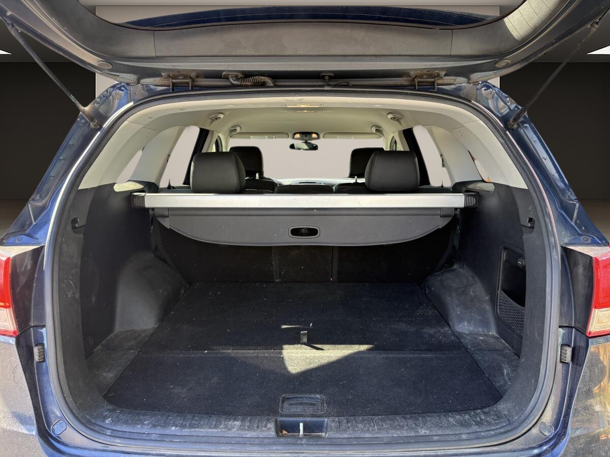 2017 Kia Sorento - Image 8