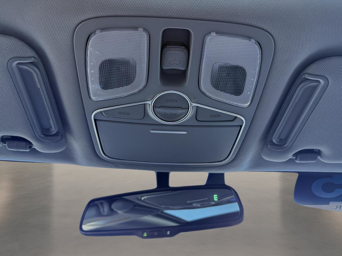 2015 Kia Sorento - Image 25