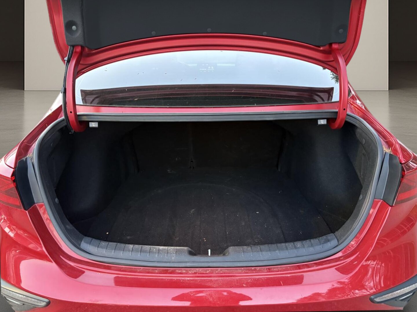 2019 Kia Forte - Image 8