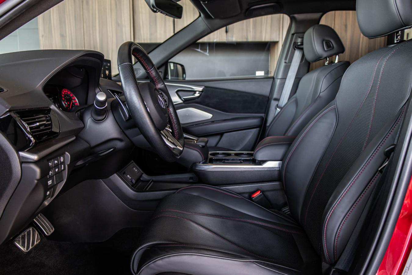 2025 Acura RDX - Image 15