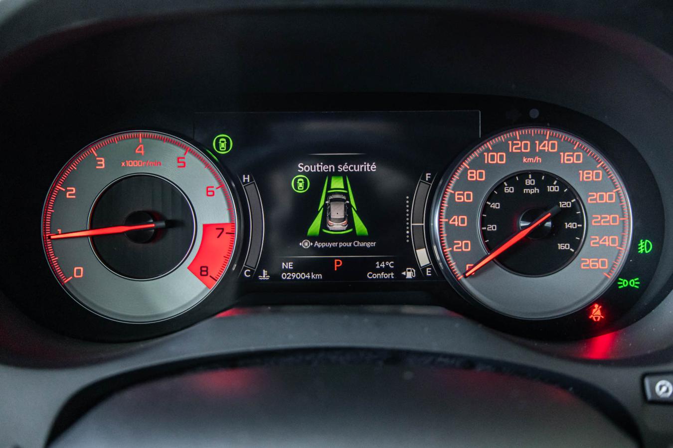 2025 Acura RDX - Image 18