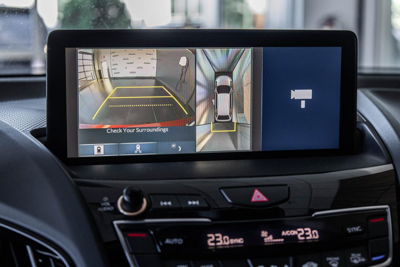 2025 Acura RDX - Image 28