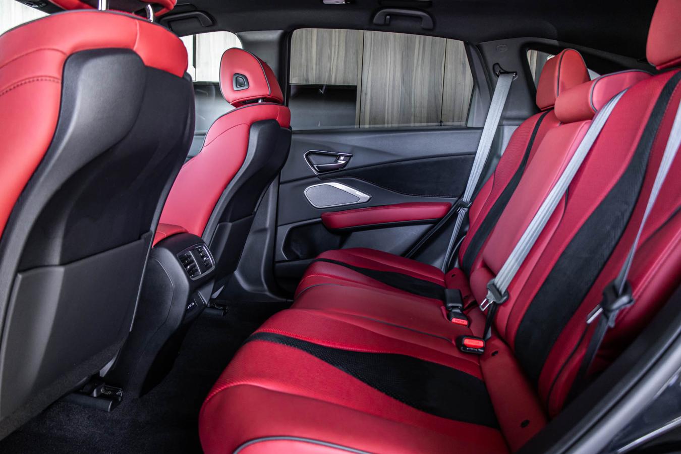2024 Acura RDX - Image 32